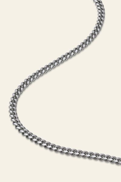4.2mm Sterling Silver Cuban Link Chain Necklace close up on Model Jed
