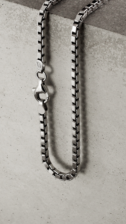 Unisex Chains